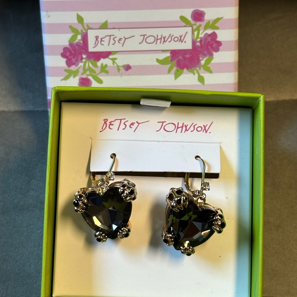 Betsey Johnson Black Heart Earrings